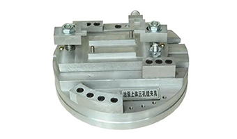 Kochi - Universal 3-hole Boring Fixture for Machine Tools