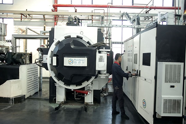 硬质合金烧结炉设备的技术工艺创新